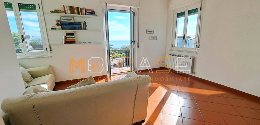 Villa in vendita in Villaggio Iris s.n.c