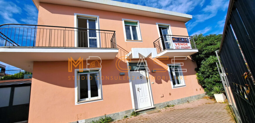 Villa in vendita in Villaggio Iris s.n.c