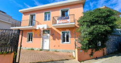Villa in vendita in Villaggio Iris s.n.c