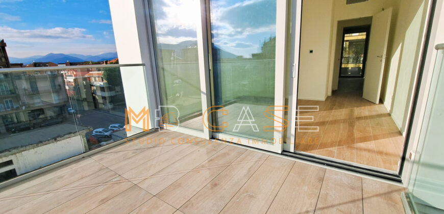 Albenga – Attico di Nuova Generazione a 100 mt dal mare