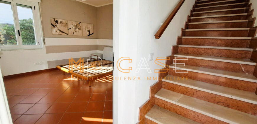 Villa in vendita in Villaggio Iris s.n.c
