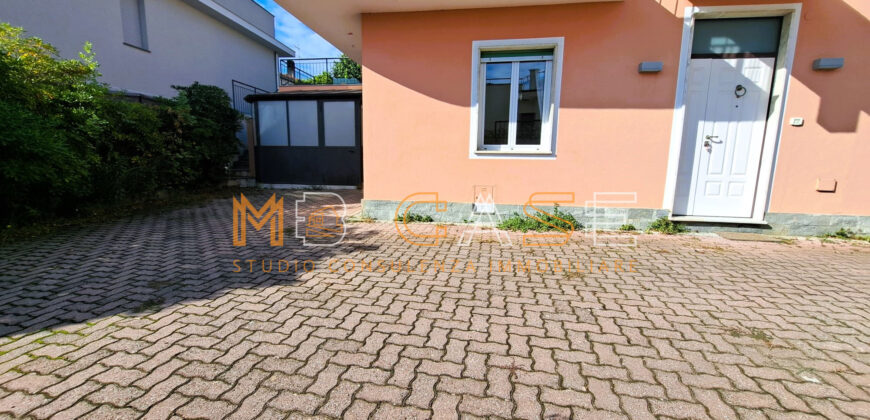 Villa in vendita in Villaggio Iris s.n.c