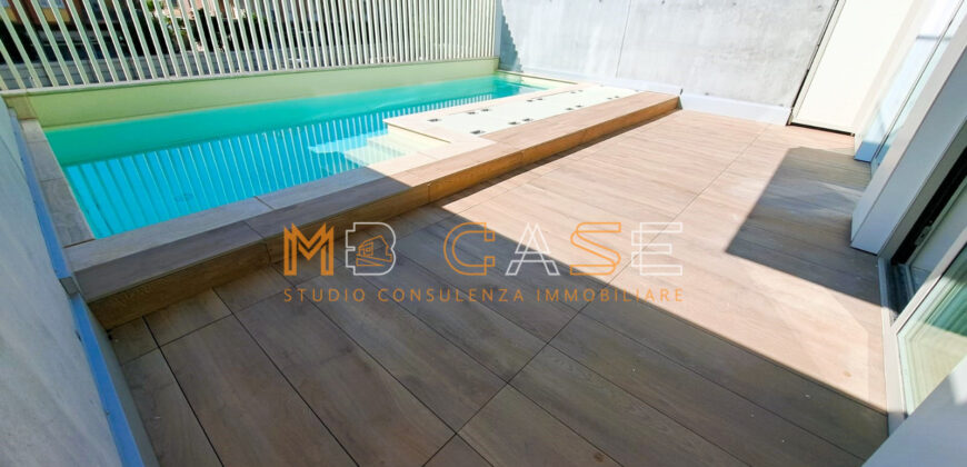 PRESTIGIOSO TRILOCALE DUPLEX NUOVO con PISCINA