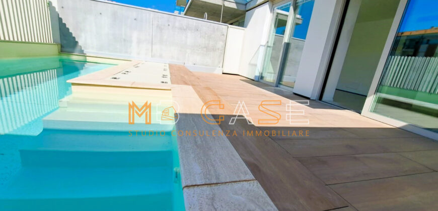 PRESTIGIOSO TRILOCALE DUPLEX NUOVO con PISCINA