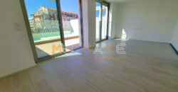 PRESTIGIOSO TRILOCALE DUPLEX NUOVO con PISCINA