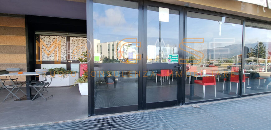 Cessione Attività Bar/Ristorante – Centro Commerciale Le Serre, Albenga