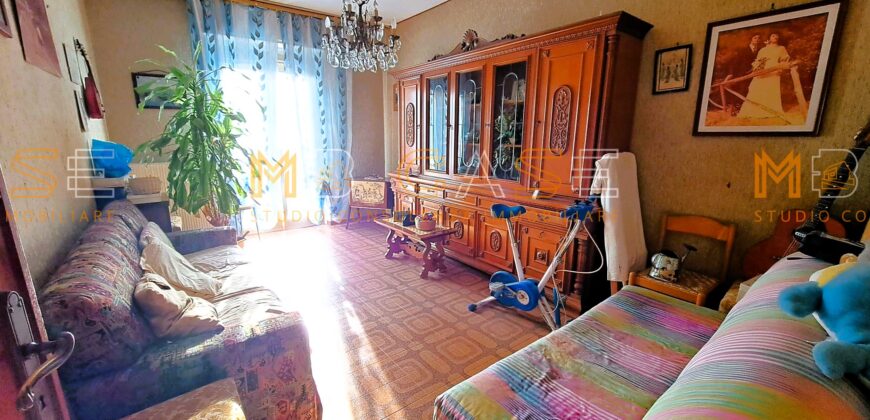 APPARTAMENTO QUADRILOCALE DA RISTRUTTURARE