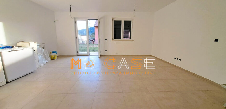 1VILLA A SCHIERA CON GIARDINO NUOVA IN CLASSE A