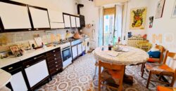 APPARTAMENTO QUADRILOCALE DA RISTRUTTURARE