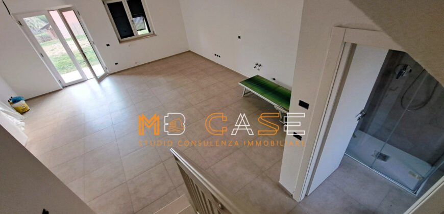 1VILLA A SCHIERA CON GIARDINO NUOVA IN CLASSE A