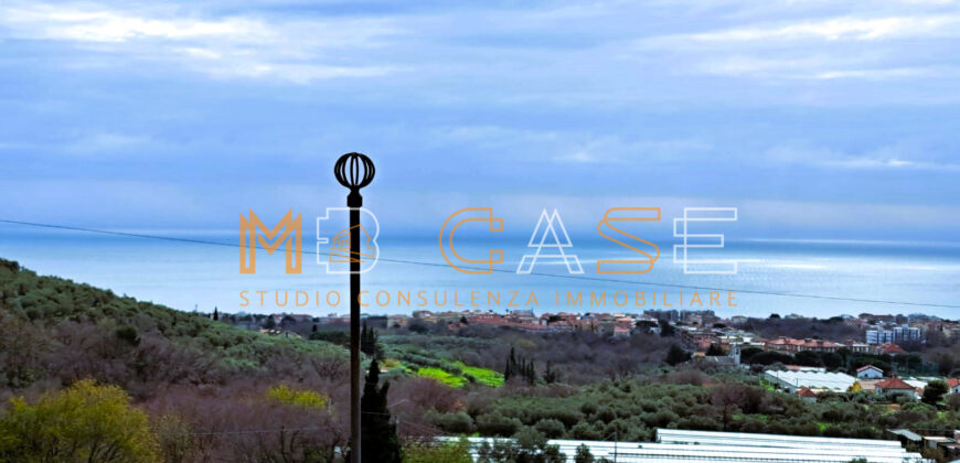 RUSTICO Cielo-Terra RISTRUTTURATO Vista  Monti/Mare