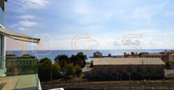 Attico Nuovo Vista Mare – Classe A+++, Terrazzo, Solarium e Box – Albenga