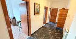 Opportunità Trilocale all’Ultimo Piano in Centro ad Albenga