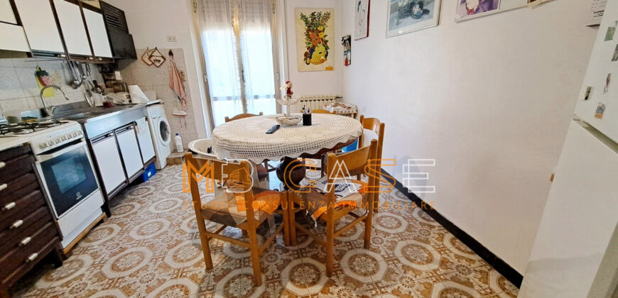APPARTAMENTO QUADRILOCALE DA RISTRUTTURARE