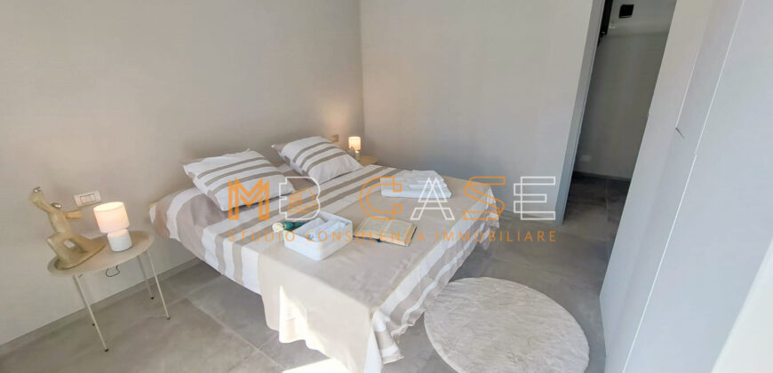 TRILOCALE RISTRUTTURATO 50 MT. MARE