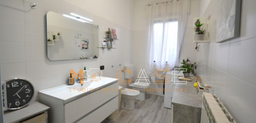 Grazioso TRILOCALE con CORTE PRIVATA150mq – Albenga