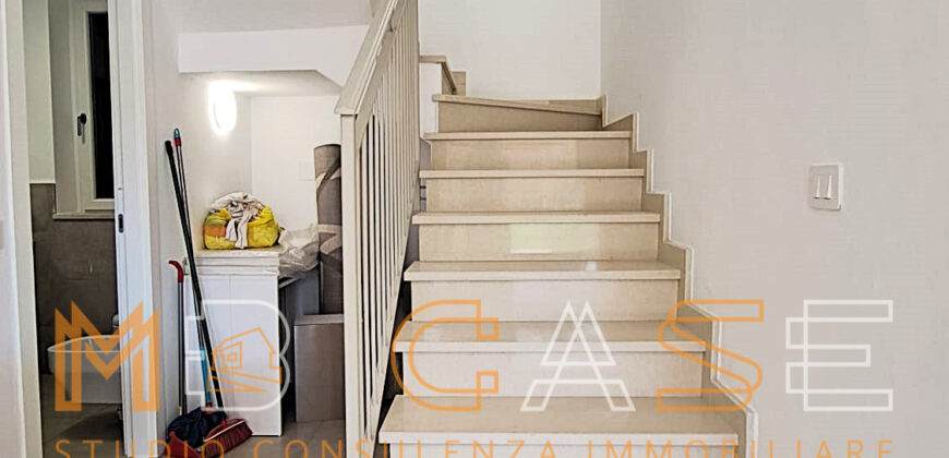 1VILLA A SCHIERA CON GIARDINO NUOVA IN CLASSE A