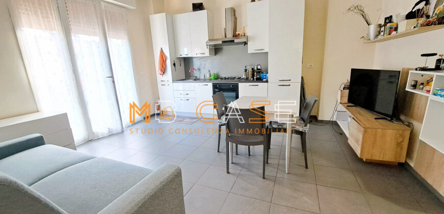 SPLENDIDO BILOCALE RISTRUTTURATO ed ARREDATO 50mt MARE
