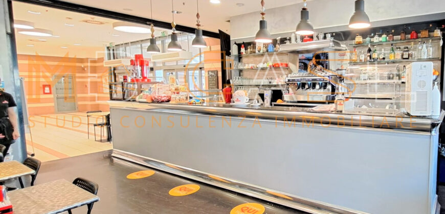 Cessione Attività Bar/Ristorante – Centro Commerciale Le Serre, Albenga