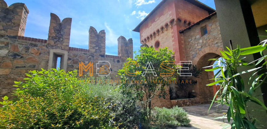 Splendido Loft con Terrazza Vivibile e Posto Auto – Castello Borelli, Borghetto S. Spirito