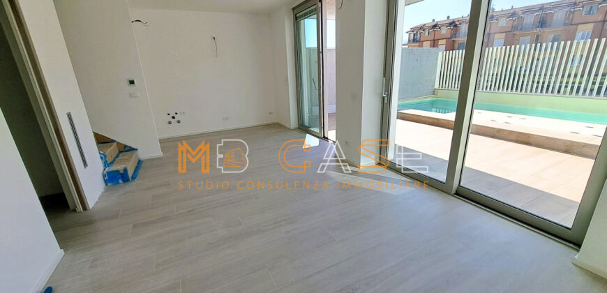 PRESTIGIOSO TRILOCALE DUPLEX NUOVO con PISCINA