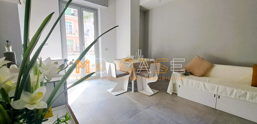 TRILOCALE RISTRUTTURATO 50 MT. MARE