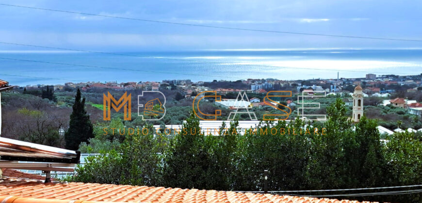 RUSTICO Cielo-Terra RISTRUTTURATO Vista  Monti/Mare