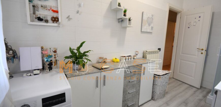 Grazioso TRILOCALE con CORTE PRIVATA150mq – Albenga