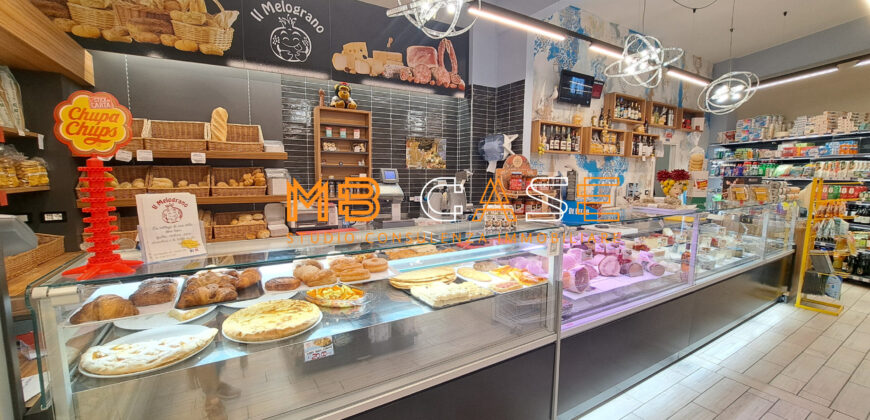 OPPORTUNITA’- CEDESI ATTIVITÀ COMMERCIALE – MINIMARKET E GASTRONOMIA IN POSIZIONE STRATEGICA