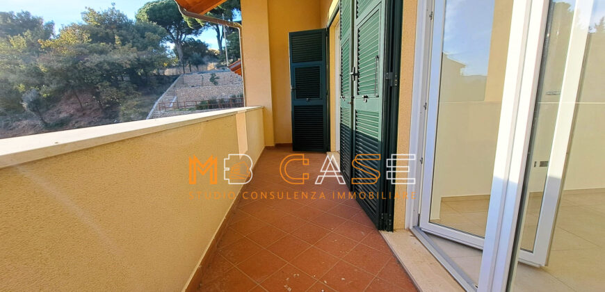 1VILLA A SCHIERA CON GIARDINO NUOVA IN CLASSE A