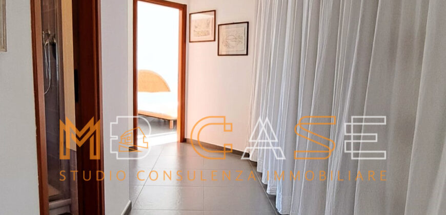1 VENDITA ESCLUSIVO APPARTAMENTO-ATTICO CON BOX AUTO- Albenga, Zona Residenziale