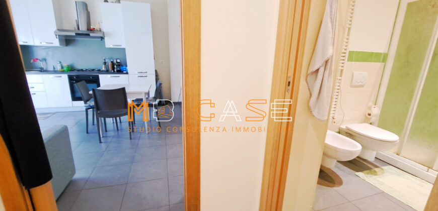 SPLENDIDO BILOCALE RISTRUTTURATO ed ARREDATO 50mt MARE