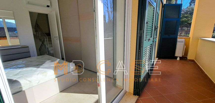 1VILLA A SCHIERA CON GIARDINO NUOVA IN CLASSE A