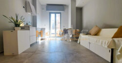 TRILOCALE RISTRUTTURATO 50 MT. MARE
