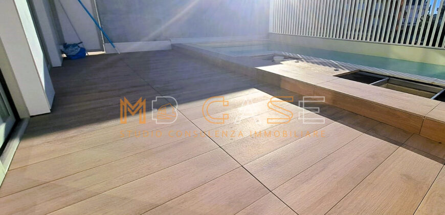 PRESTIGIOSO TRILOCALE DUPLEX NUOVO con PISCINA
