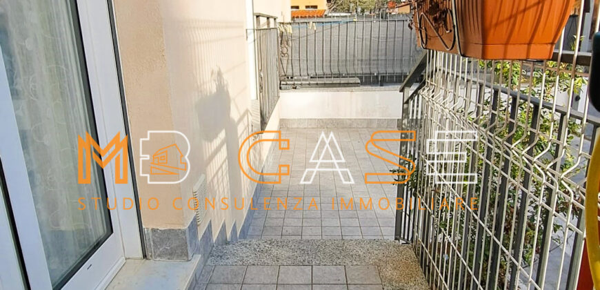 SPLENDIDO BILOCALE RISTRUTTURATO ed ARREDATO 50mt MARE