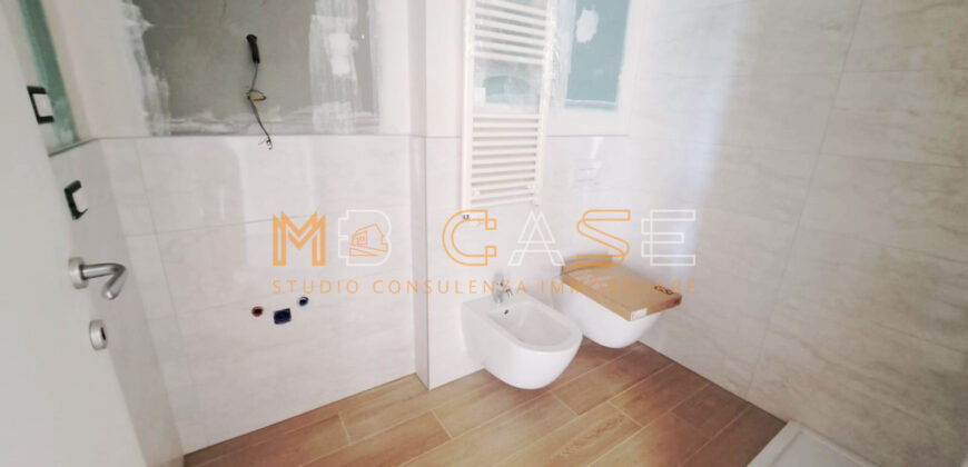 PRESTIGIOSO TRILOCALE DUPLEX NUOVO con PISCINA