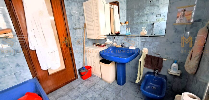 APPARTAMENTO QUADRILOCALE DA RISTRUTTURARE