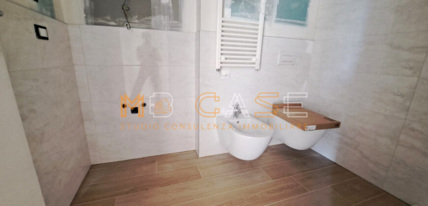 PRESTIGIOSO TRILOCALE DUPLEX NUOVO con PISCINA