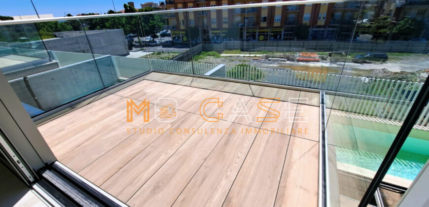 PRESTIGIOSO TRILOCALE DUPLEX NUOVO ARREDATO con PISCINA