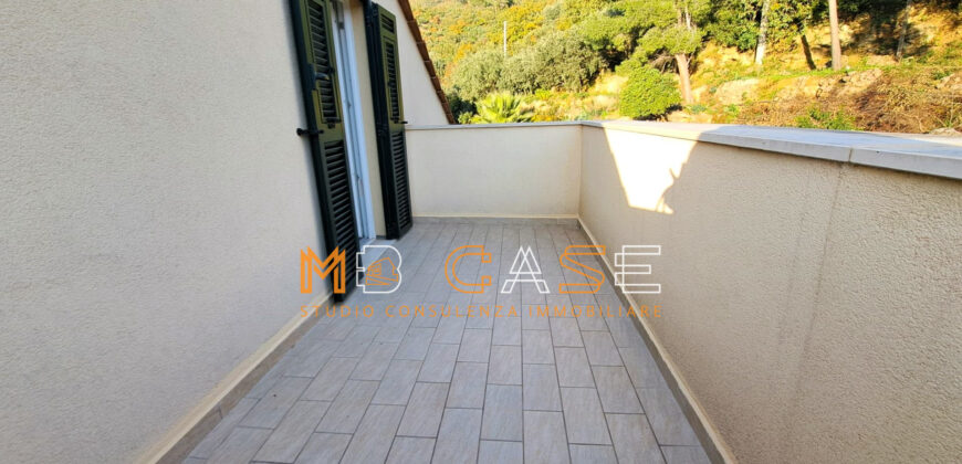 1VILLA A SCHIERA CON GIARDINO NUOVA IN CLASSE A