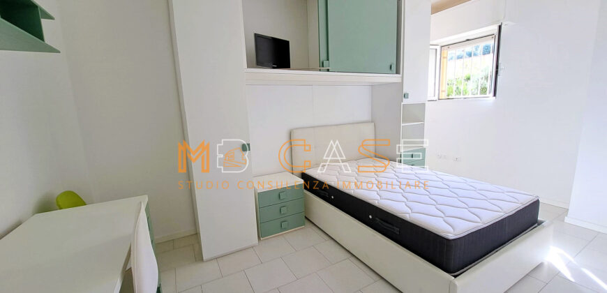 PLURILOCALE con DOPPI Servizi, Terrazza Visa Mare e Ampio BOX- 600 Mt. Mare