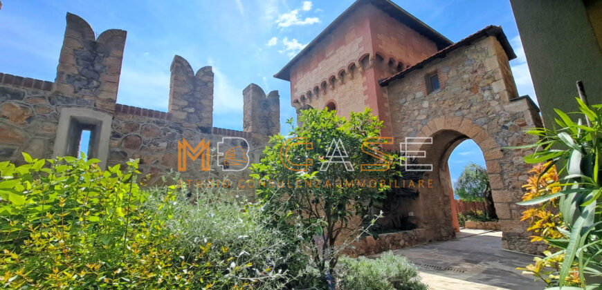 Splendido Loft con Terrazza Vivibile e Posto Auto – Castello Borelli, Borghetto S. Spirito