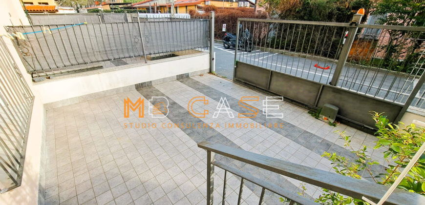 SPLENDIDO BILOCALE RISTRUTTURATO ed ARREDATO 50mt MARE