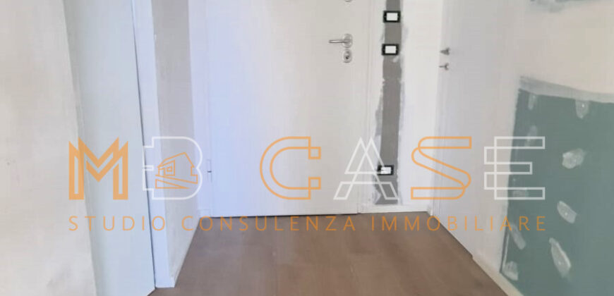 PRESTIGIOSO TRILOCALE DUPLEX NUOVO con PISCINA