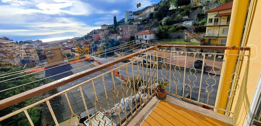 APPARTAMENTO QUADRILOCALE DA RISTRUTTURARE