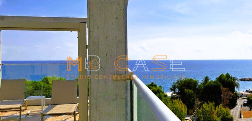 Attico Nuovo Vista Mare – Classe A+++, Terrazzo, Solarium e Box – Albenga