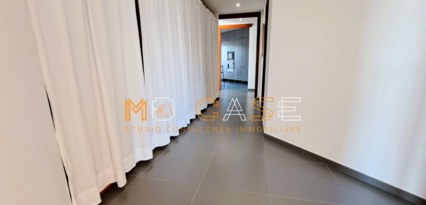 1 VENDITA ESCLUSIVO APPARTAMENTO-ATTICO CON BOX AUTO- Albenga, Zona Residenziale