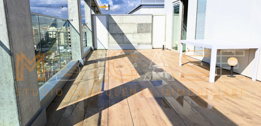 Attico Nuovo Vista Mare – Classe A+++, Terrazzo, Solarium e Box – Albenga