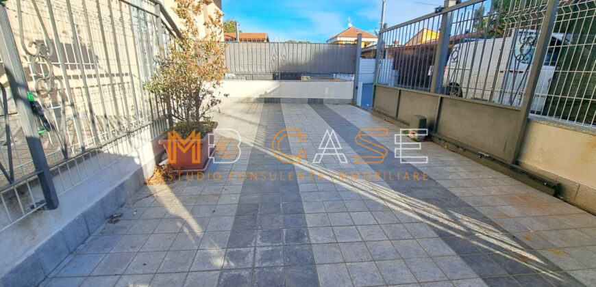 SPLENDIDO BILOCALE RISTRUTTURATO ed ARREDATO 50mt MARE